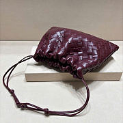 BOTTEGA VENETA | Dustbag Intrecciato calfskin leather pouch burgundy - 4