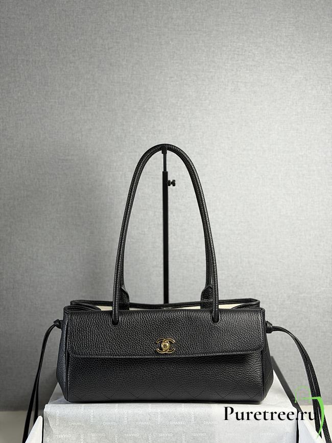 CHANEL | Shopping Tote Black Grained Calfskin In Black - 1