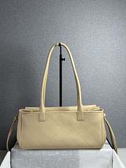 CHANEL | Shopping Tote Black Grained Calfskin In Ivory - 6
